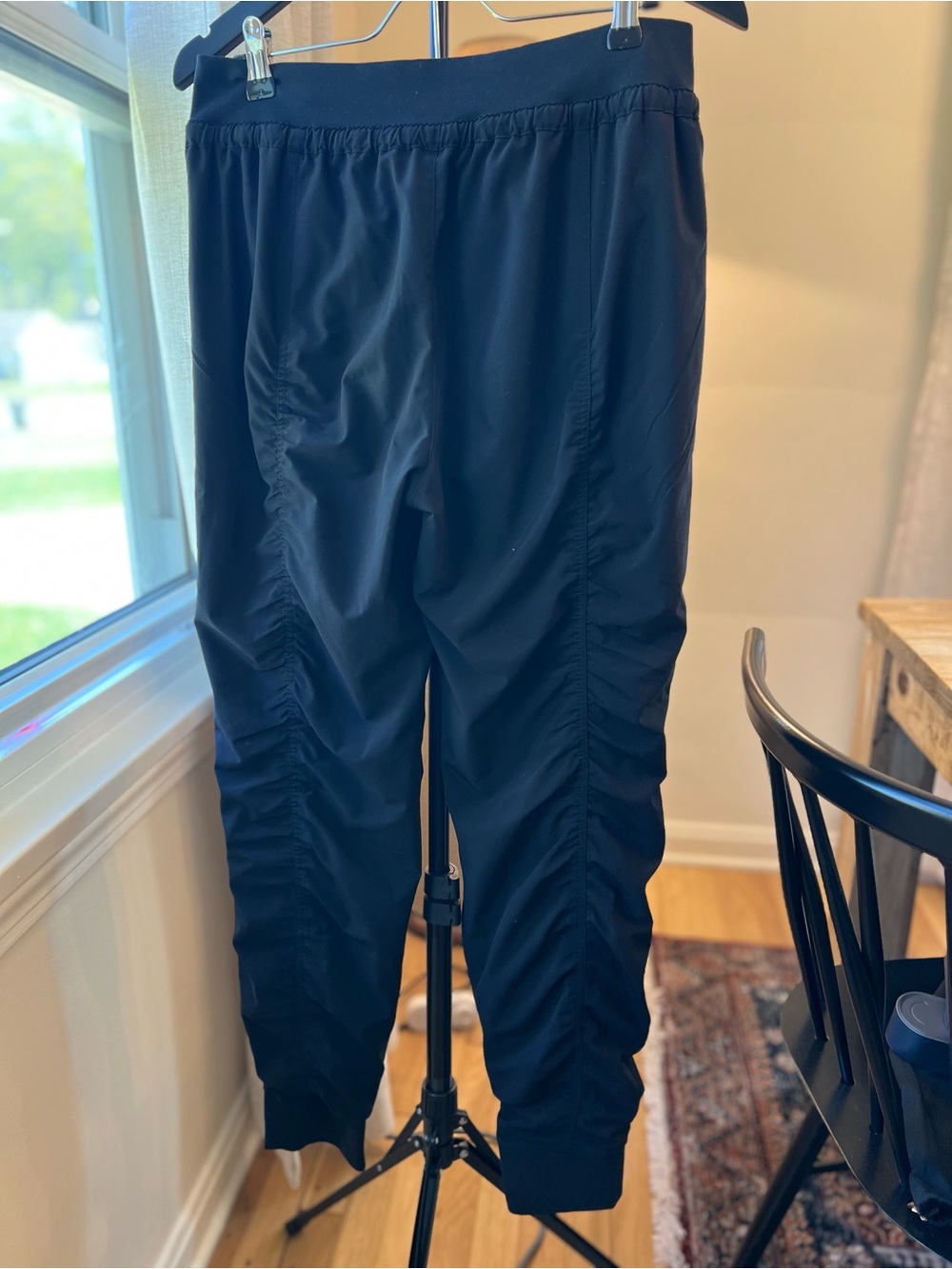 Athleta Black Attitude Lined Pant II size 6T PREOWNED - Picture 5 of 7